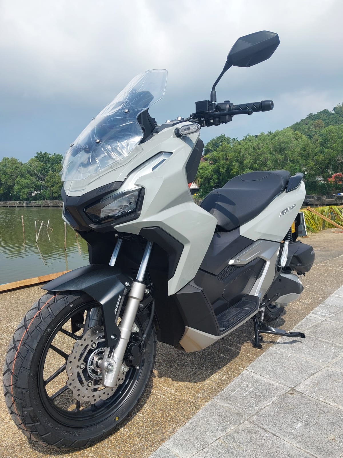 Honda ADV 160